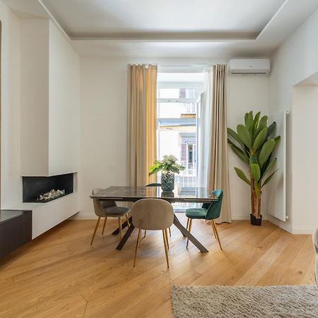 Appartement Aristocrat Chiaia Bridge à Naples Extérieur photo